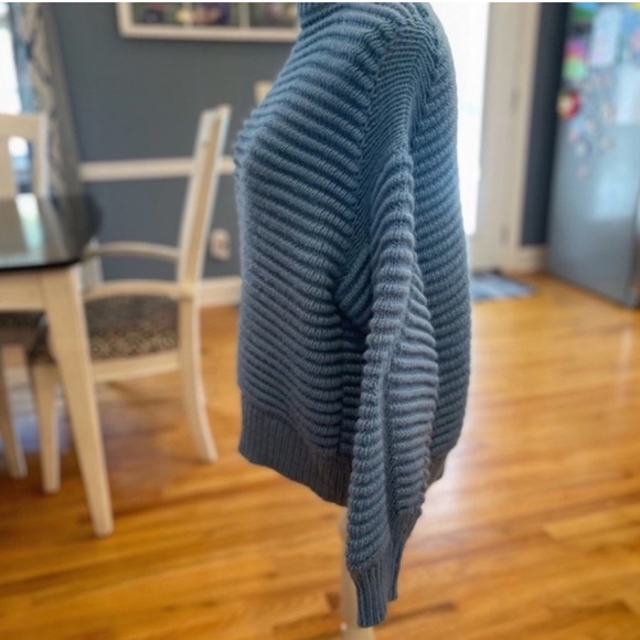 H&M blue heavy knit bulky wool blend sweater - Picture 3 of 7